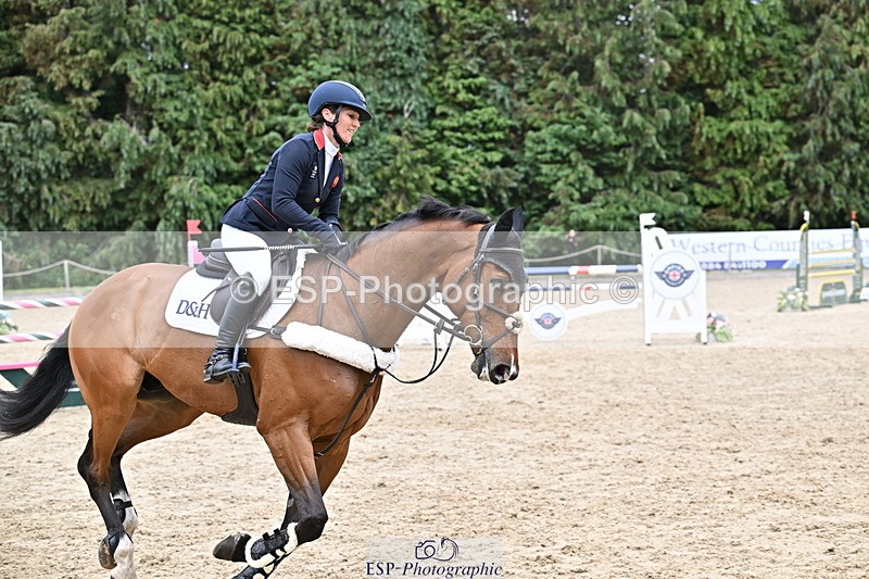 250524A-142108-12444 - D-468-Laura.Collett-LONDON.52