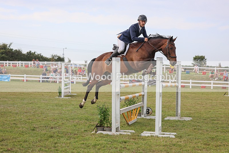 3E7A1143 - Class D: Showjumping Senior Newcomers/1.10m open
