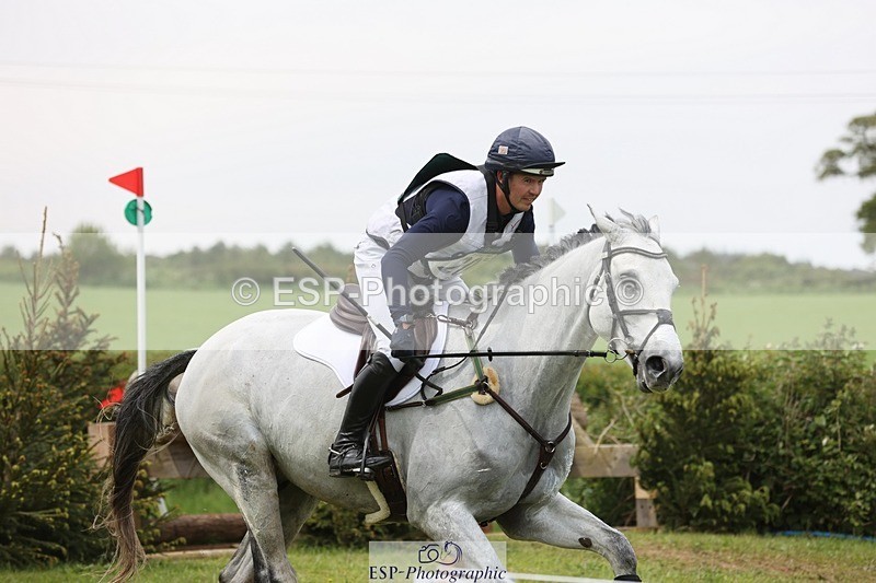 240525-145549-16441 - 207-IE_MR_MCGREGOR-Will_Furlong