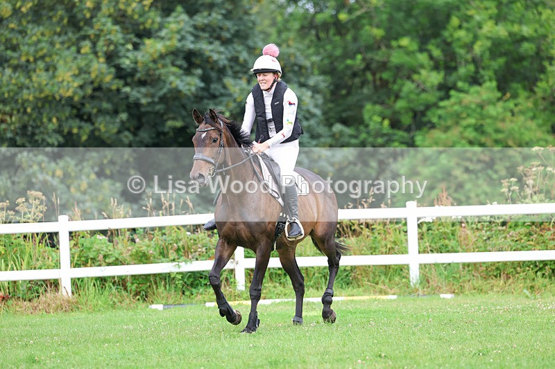 3E7A1007 - Class 4: 70cm Senior