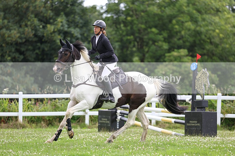 3E7A3850 - Class 6: Hawkins Motors Senior 1.00m Derby