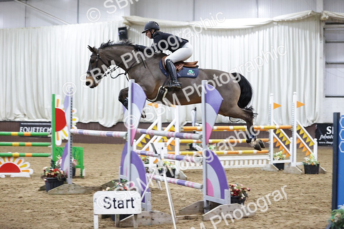 SBM_001598 - Class 5 - Redpost Equestrian Senior Foxhunter/ 1.20m Open