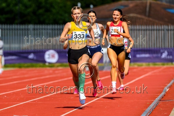 Age25SAT-926255 - Track Female Set One