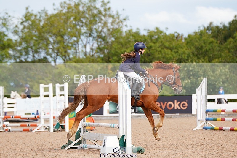 250921-102200-02280 - Cls 19+20 Club and Schools 60cm