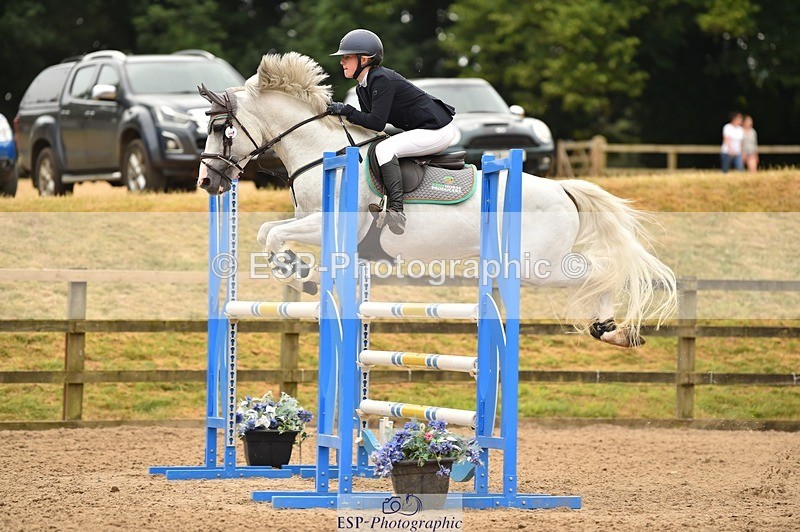 230618-141010-12862 - Cls 25 Pony Foxhunter & 1.10m Open