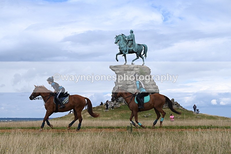 DSC_7743 - Time at Statue 13:16 to 13:52