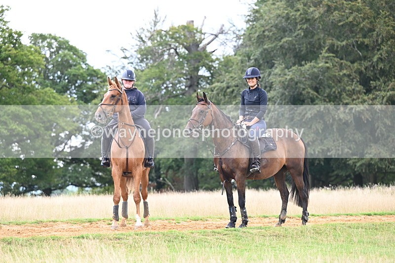 DSC_4237 - Time at Statue 09:50 to 11:09