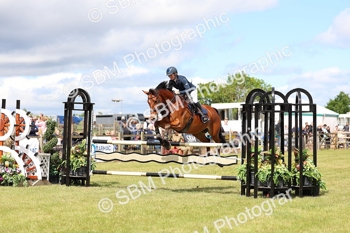 SBM_13653 - Class 206 - Senior Newcomers - 1.10m Open