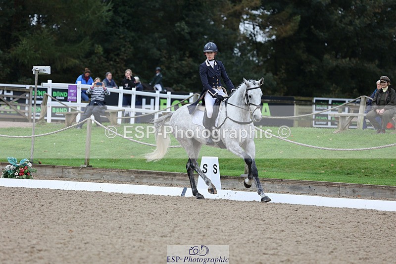 241024-095434-01179 - 131-Milla.Read-MARANIKKIE