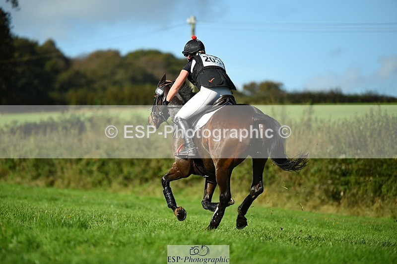 231022-115552-25976 - 203-VAN.WILDER-Mia.Ketcher-XC