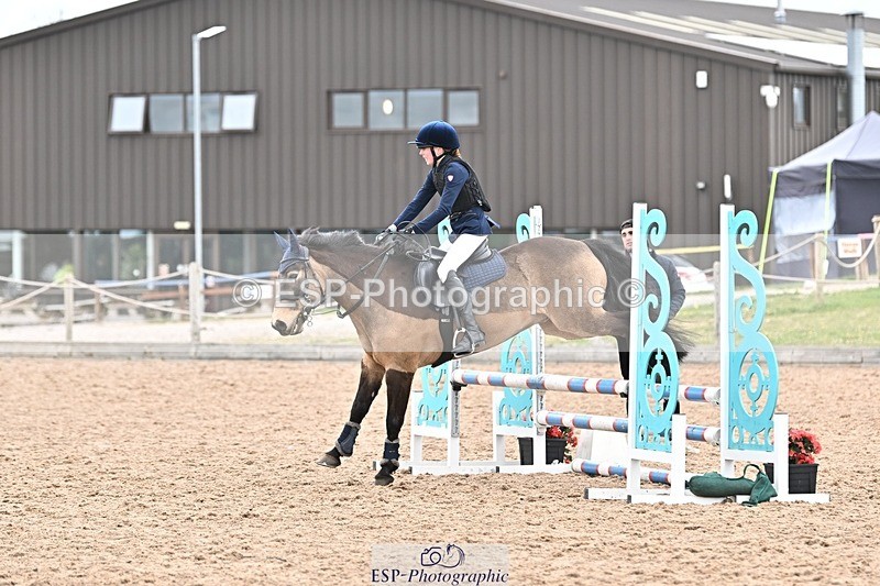 250414-103545-00152 - 80cm Round 1