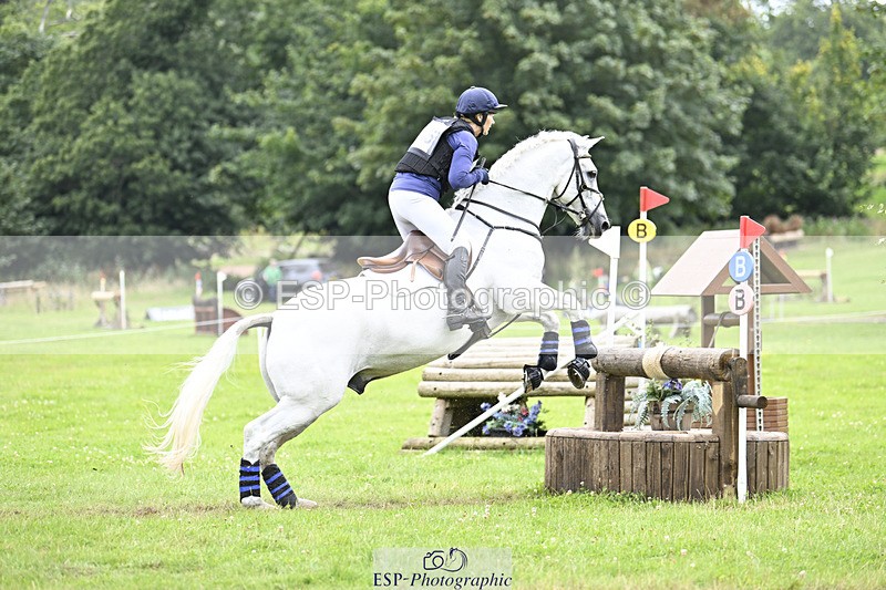 240804-131040-13959 - 455-Nicola_Horsley-Gubbins-RATHNAGREW_GREY_TEX