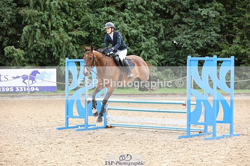 240817-093550-00326 - 02A Snr Brit Nov