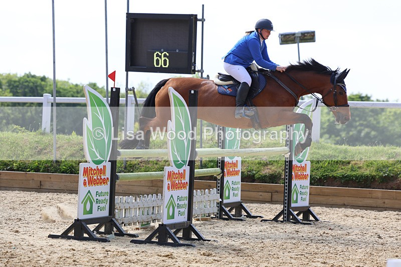 3E7A1256 - Class 14: Senior 1.15m Open