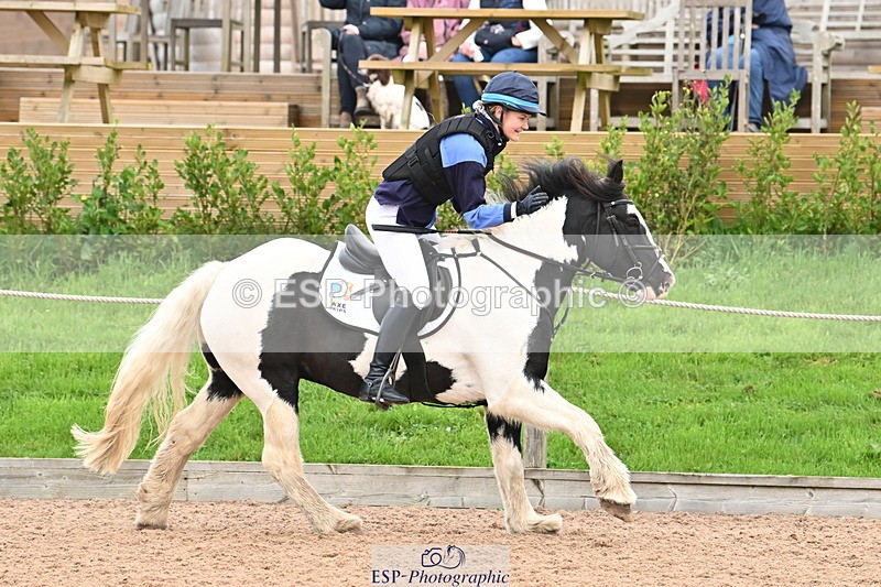 241110A-115318-00715 - 80cm 11.30 to End