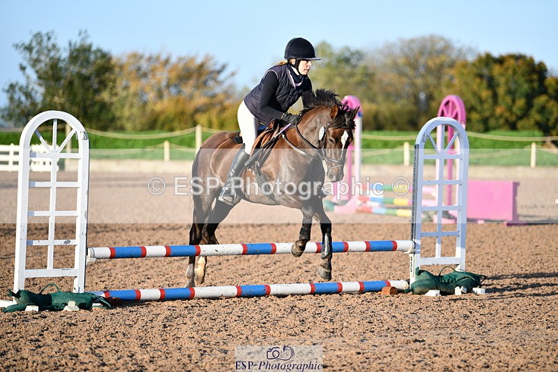 241026A-085954-00345 - SAT Cls 19 Clear Round 50cm