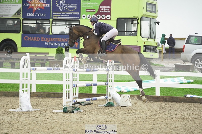 230722A-142122-09634 - Cls 23, 1 Star Gold 1.30m