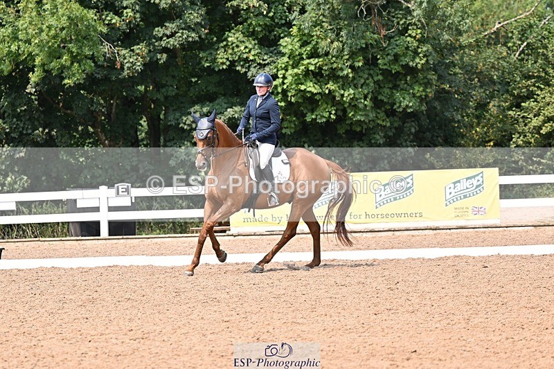 250816-141925-05328 - 142-Emma-Jane.BrownLord.in.Red