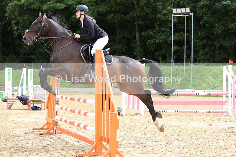 3E7A5966 - Class 4: Senior British Novice/90cm open
