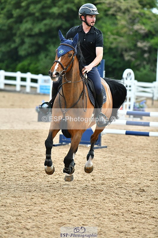 230609A-181537-02146 - Jolly Jumps Ride and Run