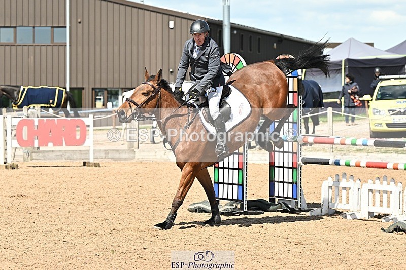 250416-134346-01226 - Cls 4 Newcomers and 1.10m