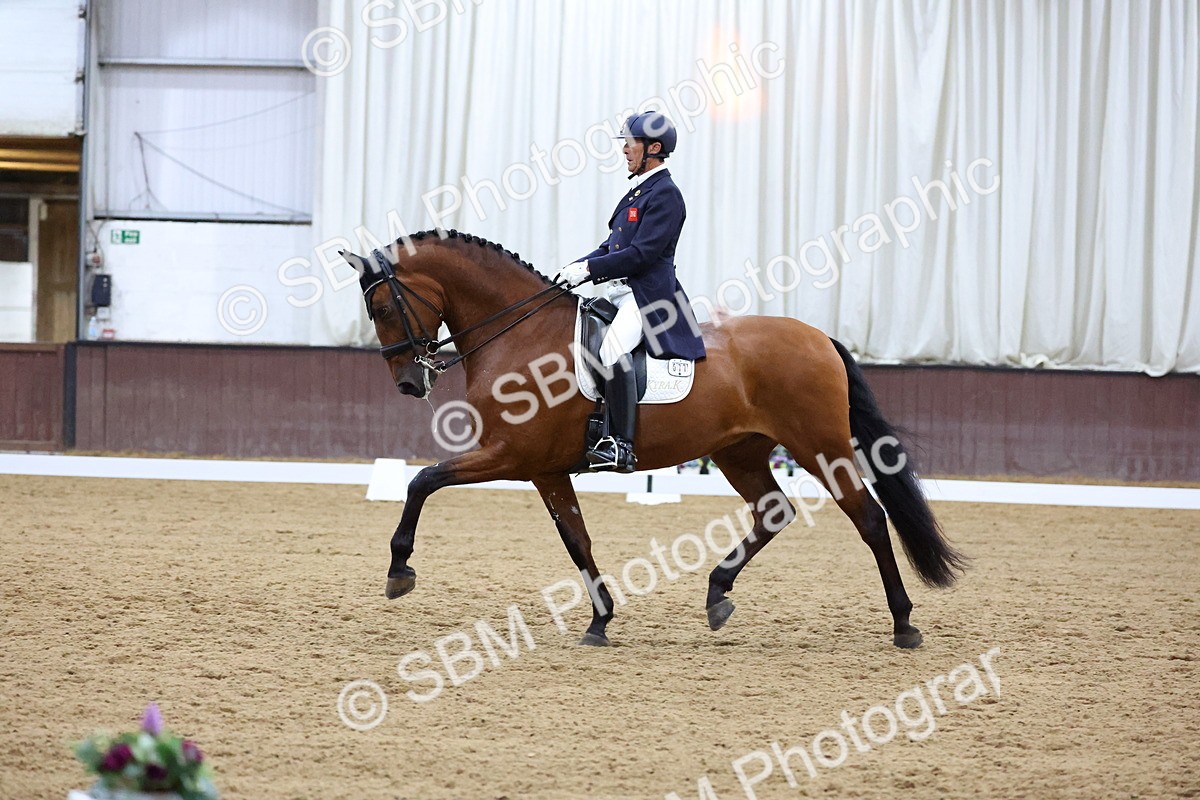SBM_009653 - Class 14 - FEI Grand Prix - 19.27-20.27