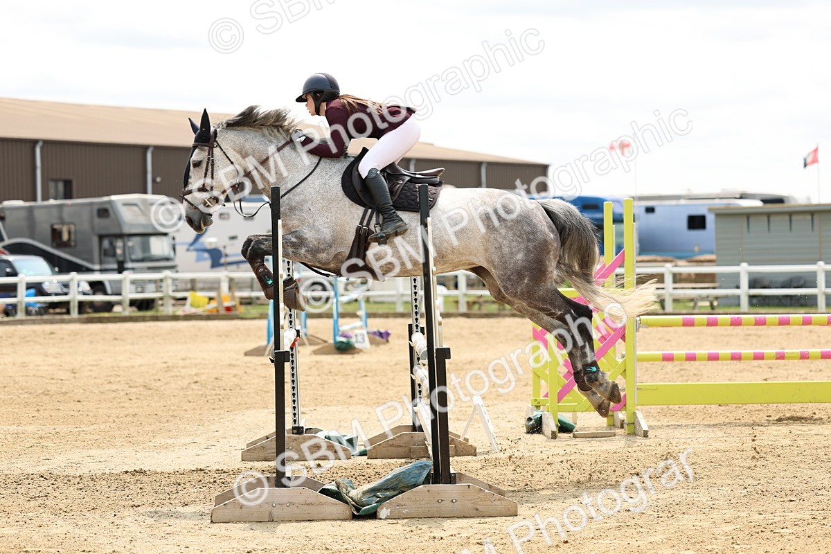 SBM_005601 - Class 17 - Senior Discovery - 1.00m