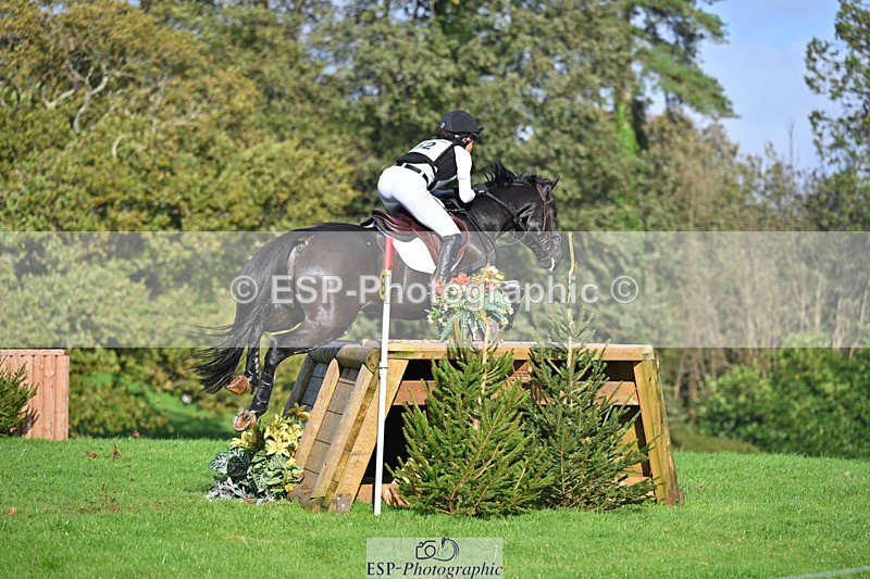 241025-114552-06768 - 052-Lydia.Heywood-JUST.THE.BISCUIT