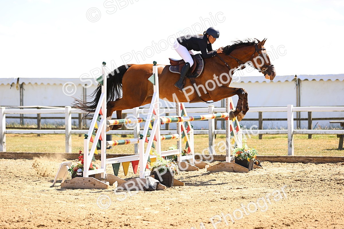 SBM_015045 - Class 15 - Senior Newcomers - 1.10m Open