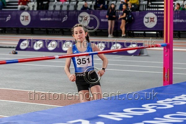 AgeInd25SUN-913803 - Field Female