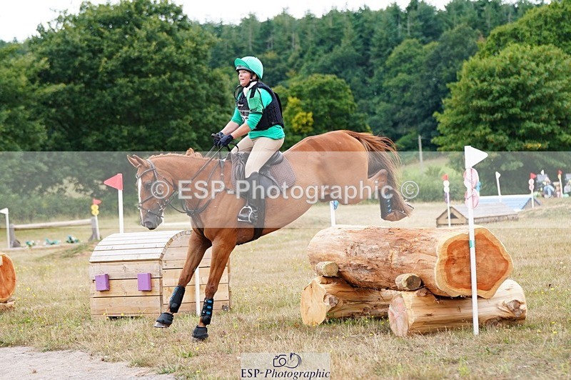 250803A-114158-11519 - L-523-Becky.Smith-DEJA.VU