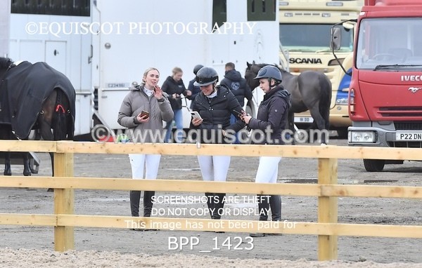 BPP_1423 - CLASS 15 SAT Senior BritiNovice/ 90cm Open