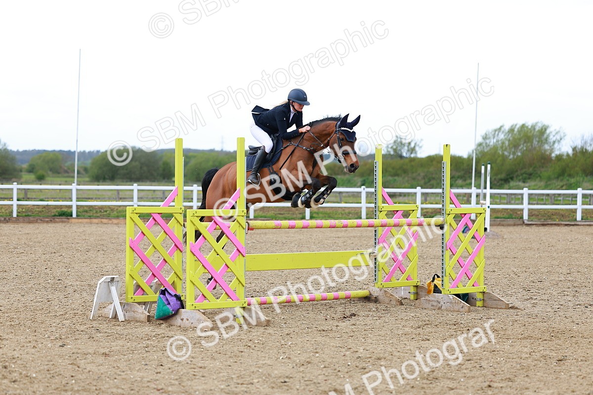 SBM_002409 - Class 10 - Senior Newcomers - 1.10m