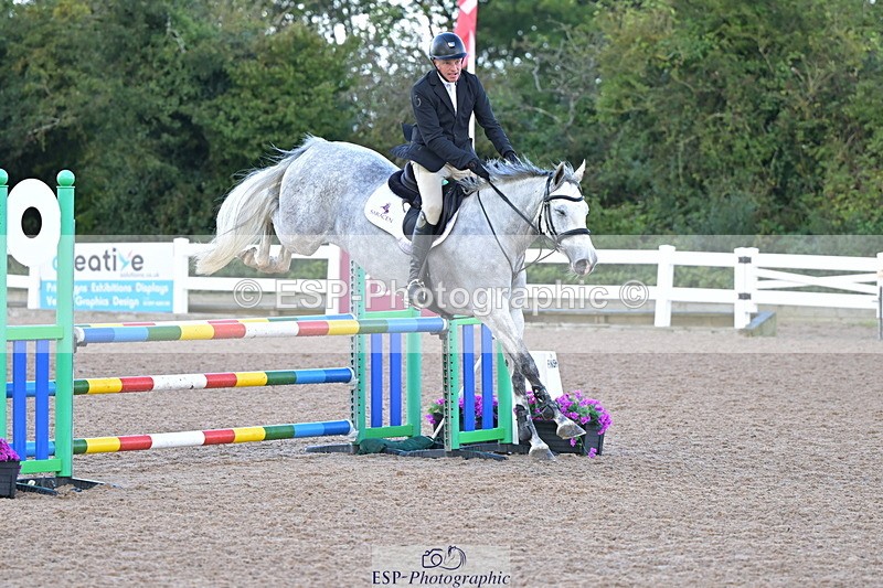 240912A-102533-01009 - Cls 8 Snr British Novice and 90cm Open