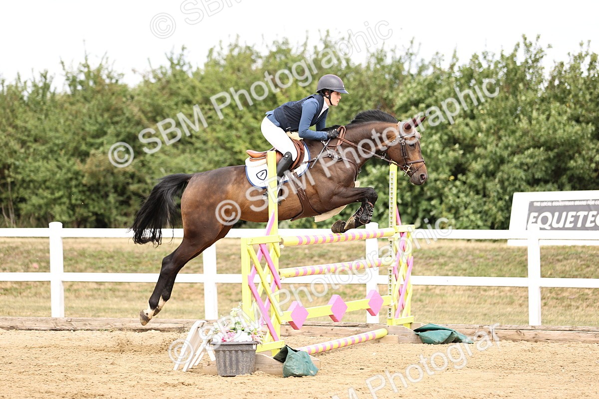 SBM_010433 - Class 9 - Senior Foxhunter - 1.20m Open