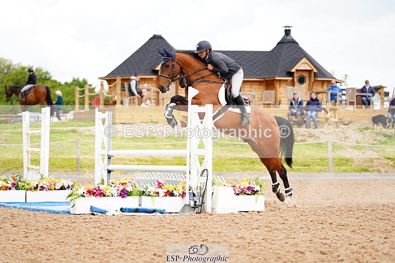 240524A-145232-04385 - Cls 18 National 1.40m