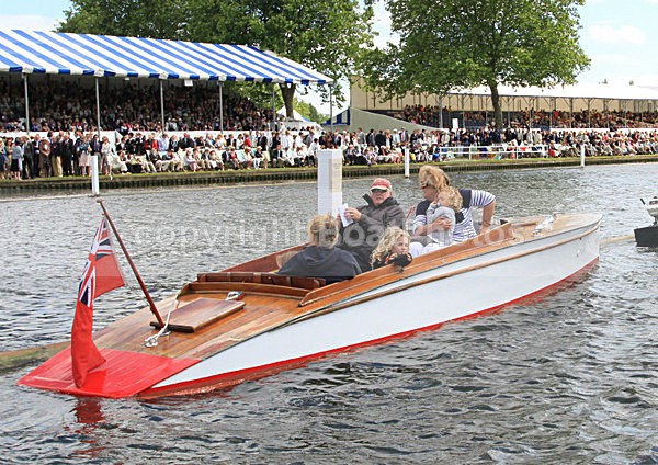 120701 SLIPPER LAUNCH IMG_0095 - HENLEY ROYAL REGATTA - Sunday 1st July 2012