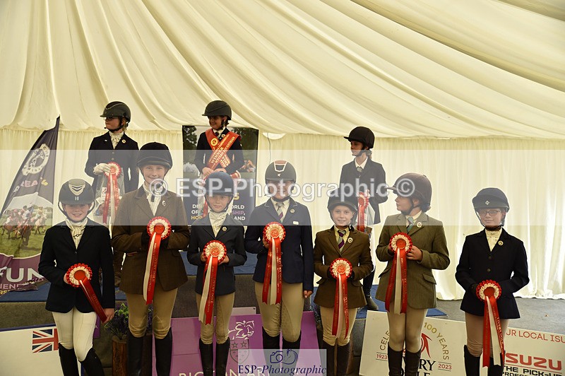 240824X-145054-30214 - D70 and 70cm SJ Presentations