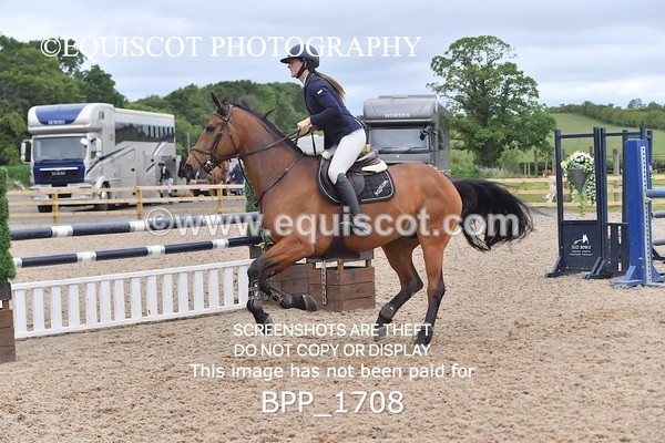 BPP_1708 - FRI CLASS 4 Senior Newcomers/ 1.10m Open