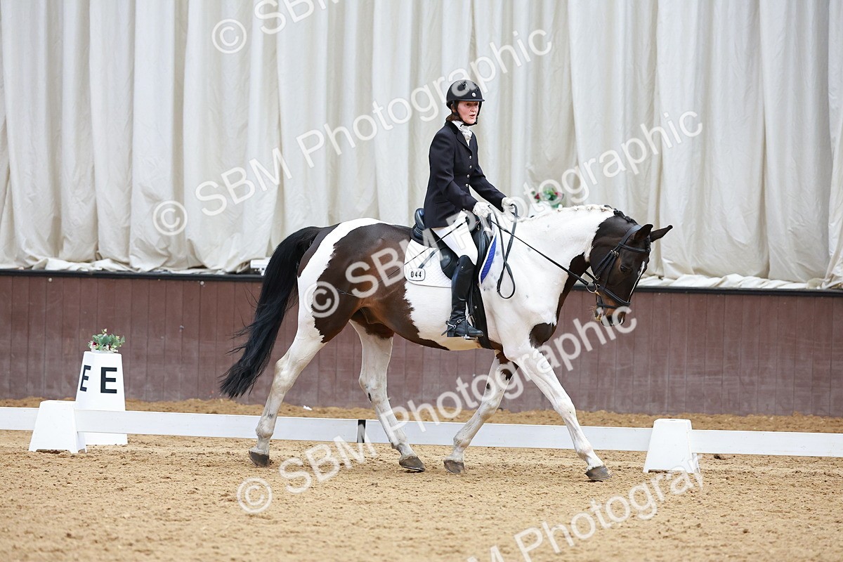 SBM_002985 - Class 14 - Novice 2