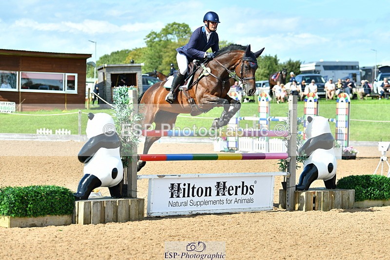 230811A-155641-06025 - Cls 24 Nat 1.30m Open