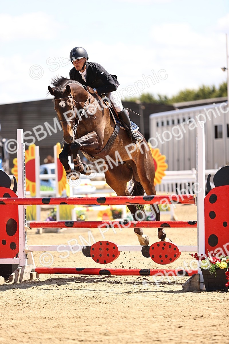 SBM_014439 - Class 15 - Senior Newcomers - 1.10m Open