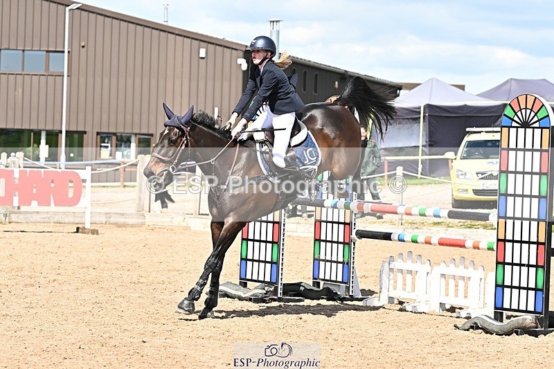 250416-132212-01043 - Cls 4 Newcomers and 1.10m