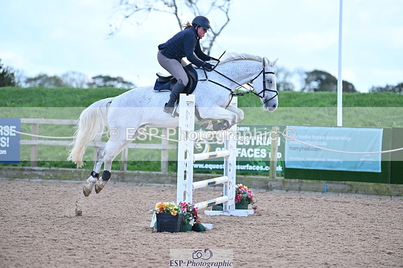 231014A-182143-06396 - Cls 21 National 1.30 & 1.40m Open