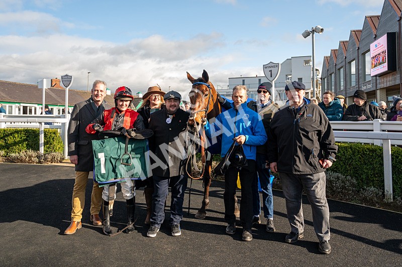 270224-Race 1-Could Be Trouble-6354 - Race 1