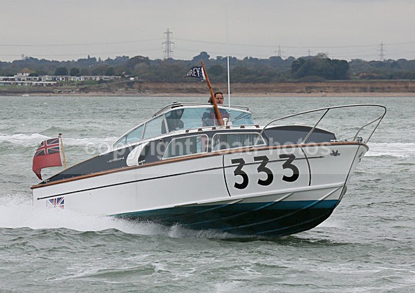 121021 PLAYTIME 333 FAIREY HUNTSMAN WT7A2760 - Motorboats - Open