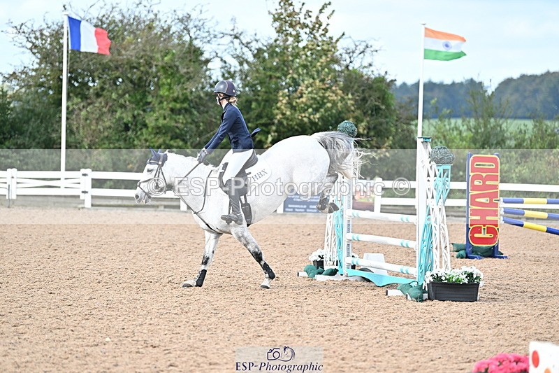 241005A-112727-03357 - SAT Cls 17 95cm Amateur Quali