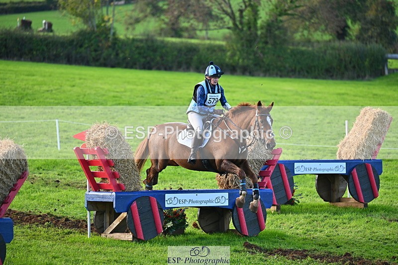 251025A-155457-21507 - G-579-Amy.Newton