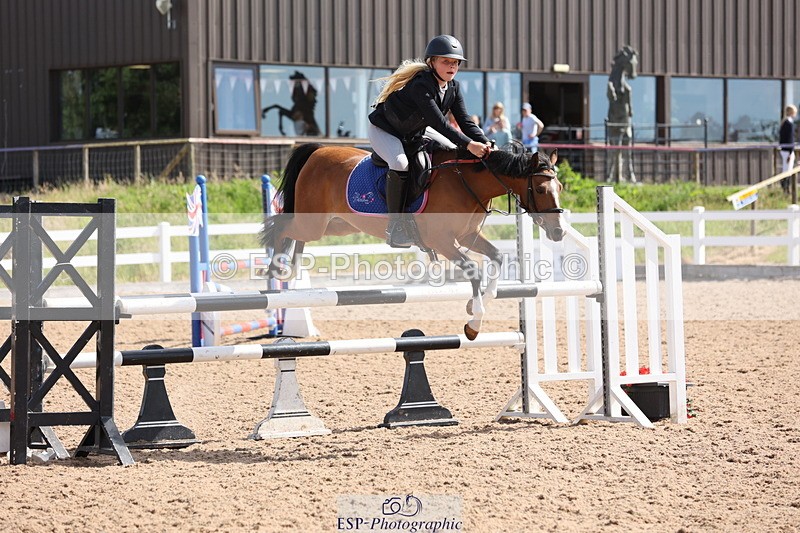 240629A-100805-03983 - Cls 17 Discovery and 90cm Open