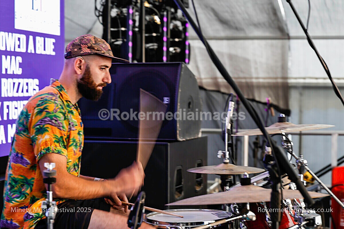 _MGL7099 - MINETY 2025